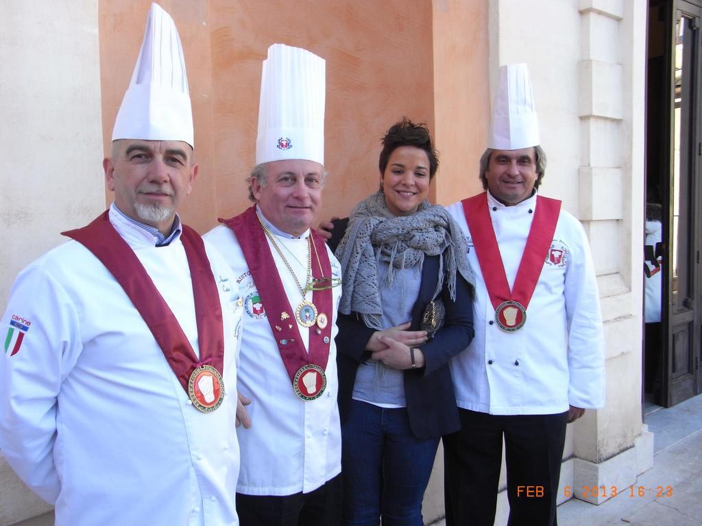 Le Gole Ristorante & Resort Celano Exteriör bild